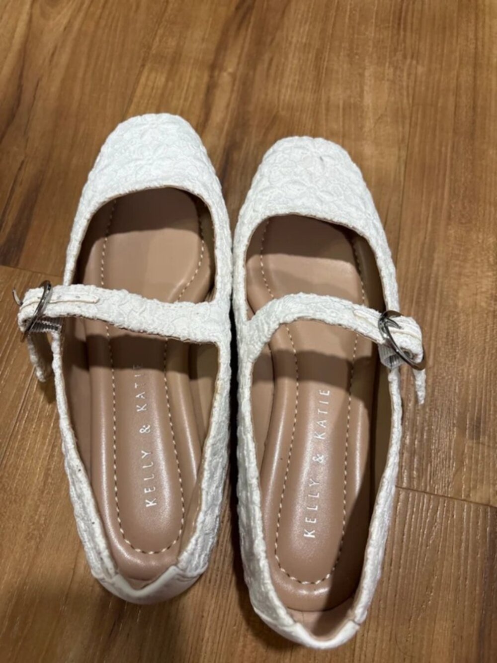 Kelly & Katie white Maryjane flat shoes